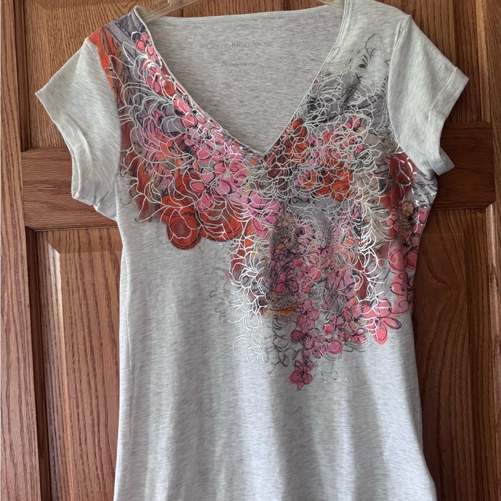 Calvin Klein Pink, Orange and Gray Graphic Short Sleeve Tee